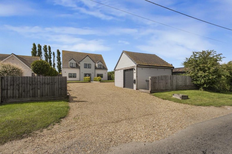 Click the photo for more details of Witcham Road, Mepal, Ely