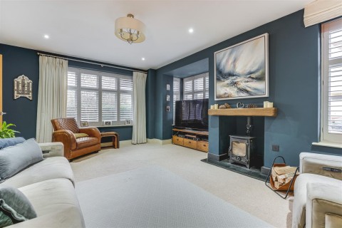 Click the photo for more details of Gillon Way, Radwinter, Saffron Walden