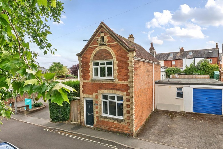 Click the photo for more details of Oakfield Street, Blandford Forum