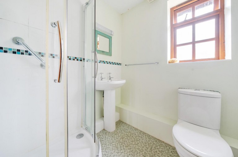 Images for Churchill Road, Welton, NN11