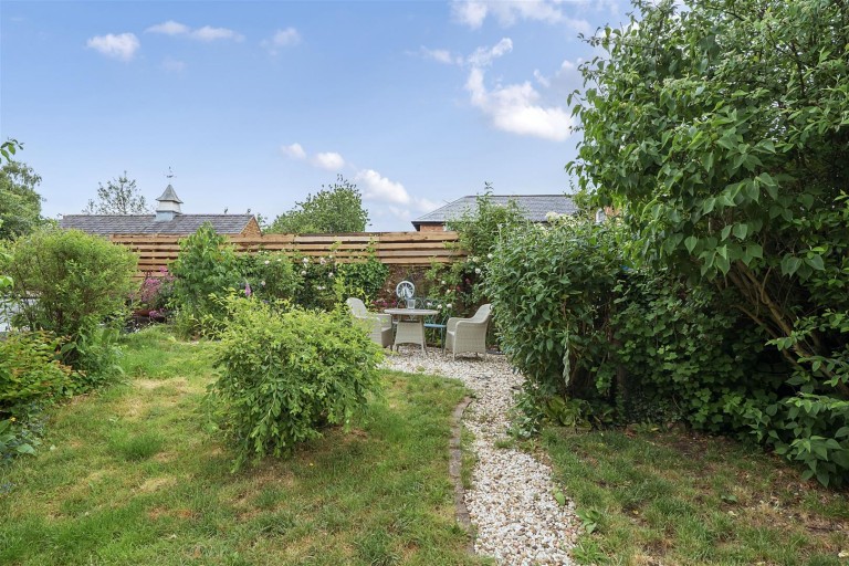 Images for King Street, Maidford, NN12