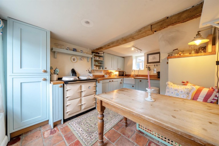 Images for King Street, Maidford, NN12