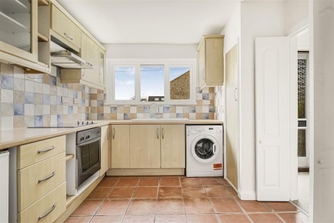 Click the photo for more details of Chartfield Road, Cambridge