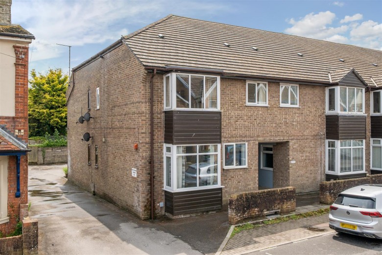 Click the photo for more details of Cambridge Road, Dorchester