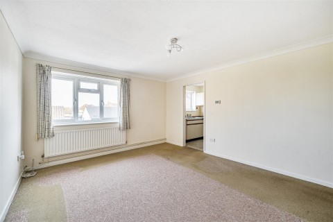 Click the photo for more details of Higher End, Chickerell, Weymouth