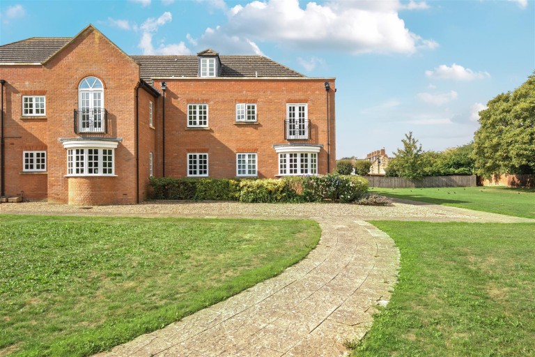 Images for Reffield Close, Towcester, NN12
