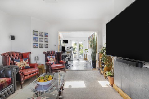 Click the photo for more details of Green End Road, Cambridge