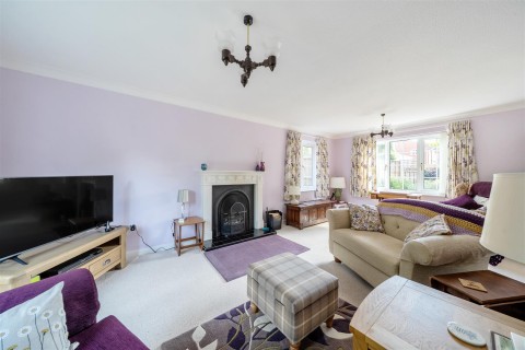 Click the photo for more details of The Paddocks, Iwerne Minster, Blandford Forum