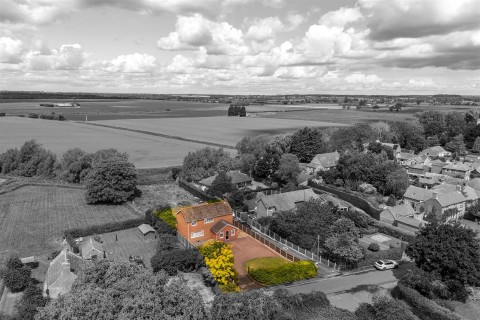 Click the photo for more details of Newark Road, Bassingham, Lincoln