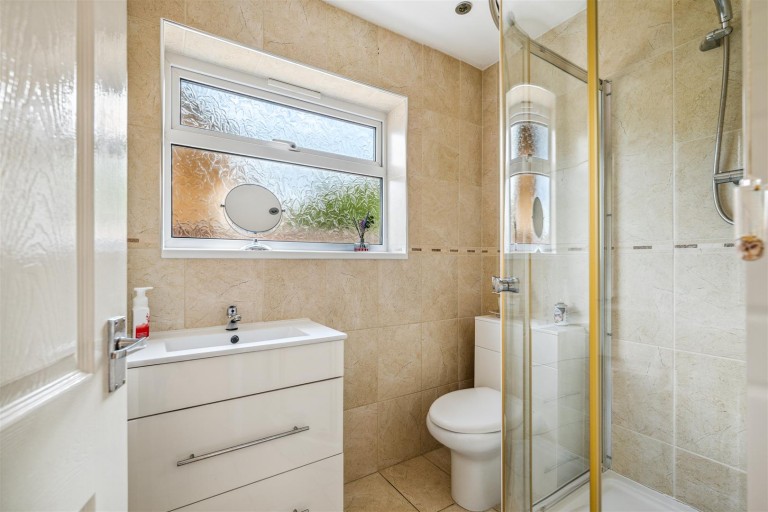 Images for Newark Road, Bassingham, Lincoln