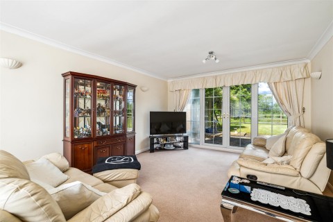 Click the photo for more details of Newark Road, Bassingham, Lincoln