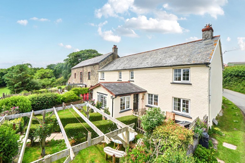 Click the photo for more details of Boasley, Thorndon Cross, Okehampton