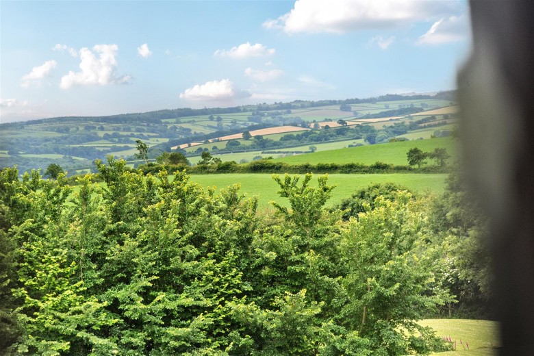 Click the photo for more details of Boasley, Thorndon Cross, Okehampton