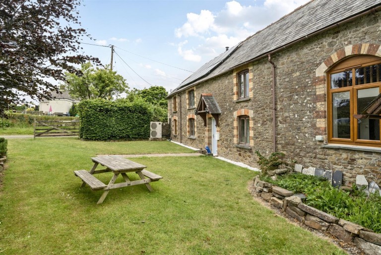 Images for Alverdiscott, Barnstaple