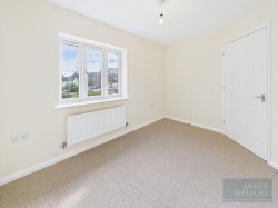Images for 2 bedroom FREEHOLD apartment WITH GARAGE - Shipton Road, Hamilton, Leicester