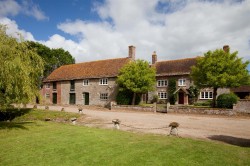 Images for Peggs Farm, Farrington, Blandford