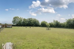 Images for Stibb Cross, Torrington