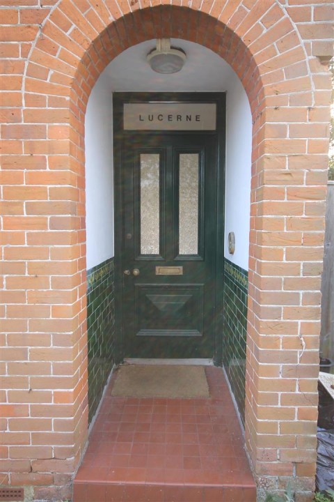 Click the photo for more details of Seaview, Isle of Wight
