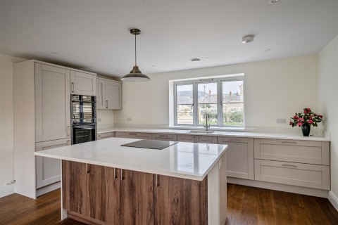 Click the photo for more details of East street Gardens, Beaminster