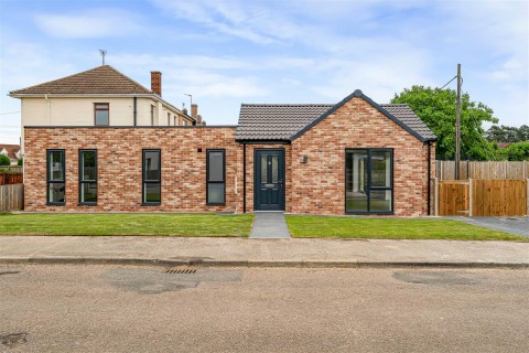 Click the photo for more details of Newport Avenue, Fordham