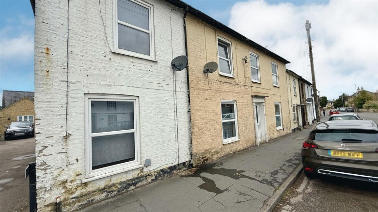 Click the photo for more details of Pratt Street, Soham, Ely
