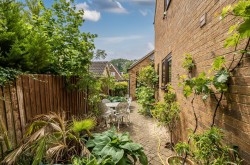 Images for Spring Lane, Flore, NN7
