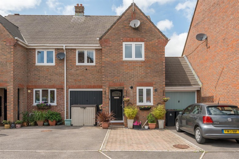 Click the photo for more details of Southover Close, Blandford St. Mary, Blandford Forum