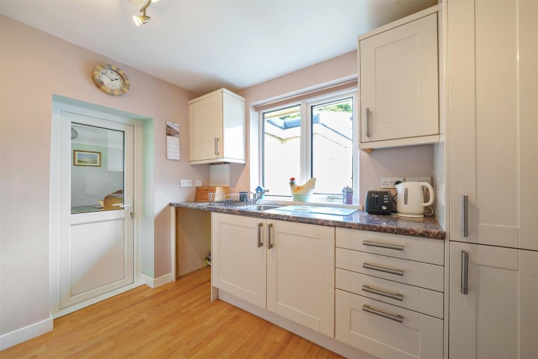 Images for Broadmead, Callington