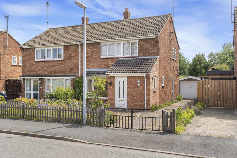 Click the photo for more details of Fairbairn Road, Cambridge