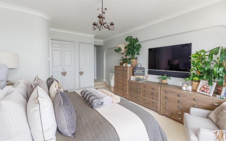 Images for Cowes, Isle of Wight