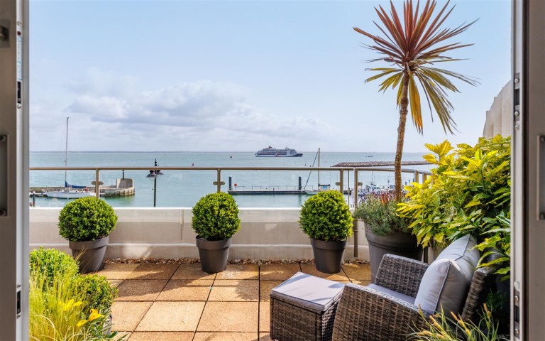 Images for Cowes, Isle of Wight