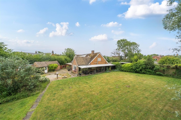 Images for Baker Street, Gayton, NN7