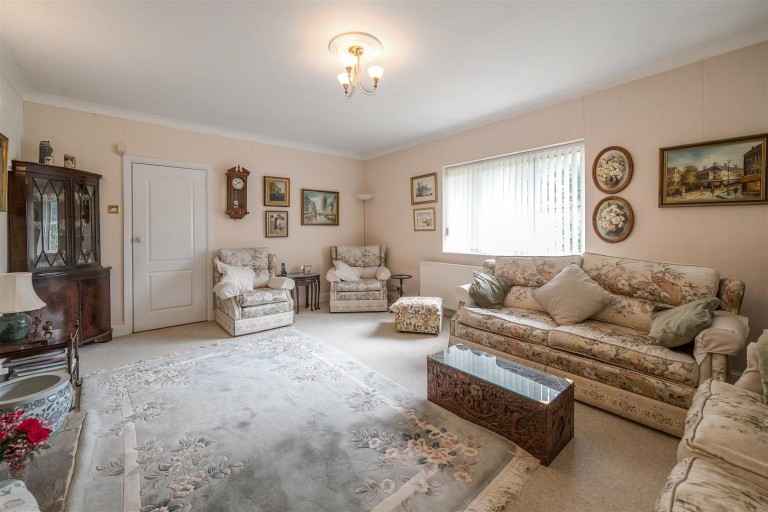 Images for Baker Street, Gayton, NN7