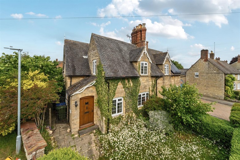 Click the photo for more details of High Street, Paulerspury, NN12