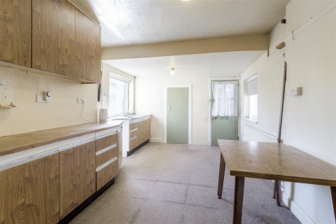 Click the photo for more details of Lutterworth Road, Nuneaton, CV11