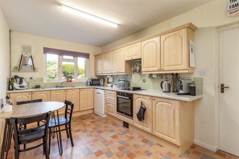 Click the photo for more details of Yarmouth, PO41 0PA