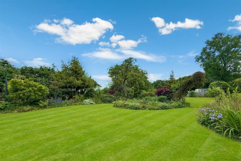 Click the photo for more details of Byards Leap, Cranwell, Sleaford