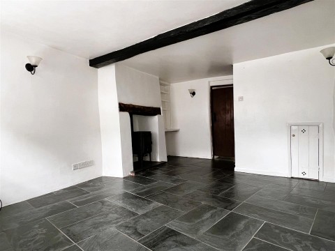Click the photo for more details of South Molton