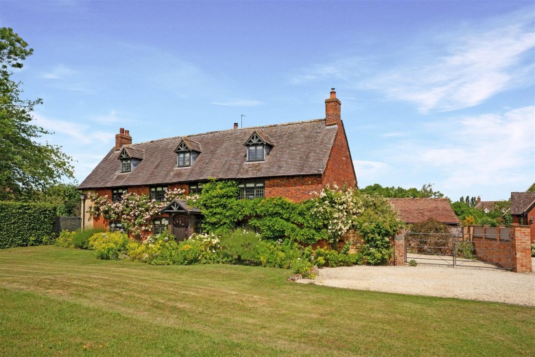 Click the photo for more details of Upper Quinton, Warwickshire