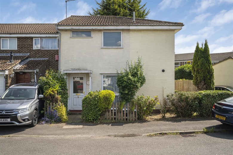 Click the photo for more details of Plantation Close, Saffron Walden