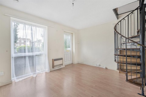 Click the photo for more details of Plantation Close, Saffron Walden