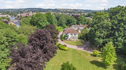 Click the photo for more details of Collipriest, Tiverton