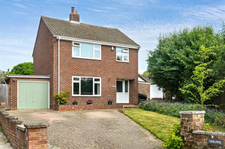 Click the photo for more details of Guelphs Lane, Thaxted, Dunmow