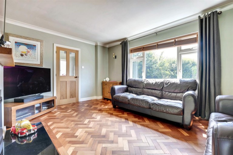 Images for Guelphs Lane, Thaxted, Dunmow