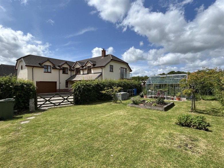 Click the photo for more details of Ashreigney