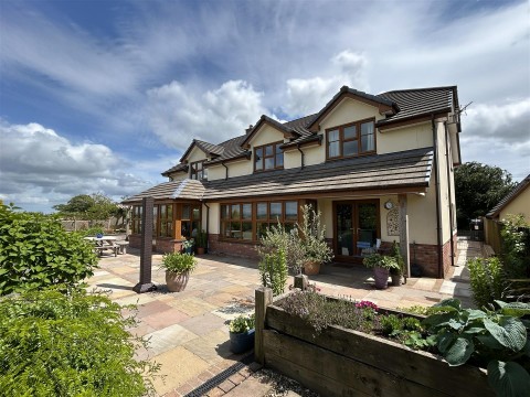 Click the photo for more details of Ashreigney