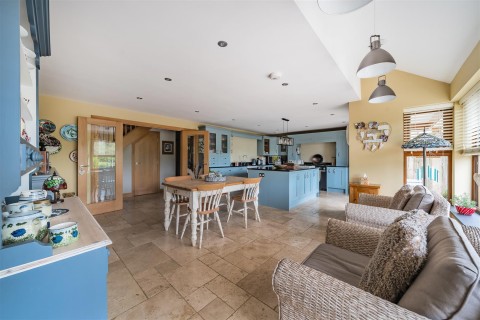 Click the photo for more details of Ashreigney