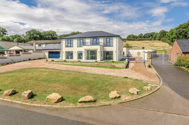 Click the photo for more details of Badby Lane, Staverton, NN11
