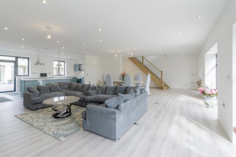 Click the photo for more details of Badby Lane, Staverton, NN11