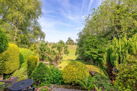 Click the photo for more details of Caistor Lane, Tealby, Market Rasen